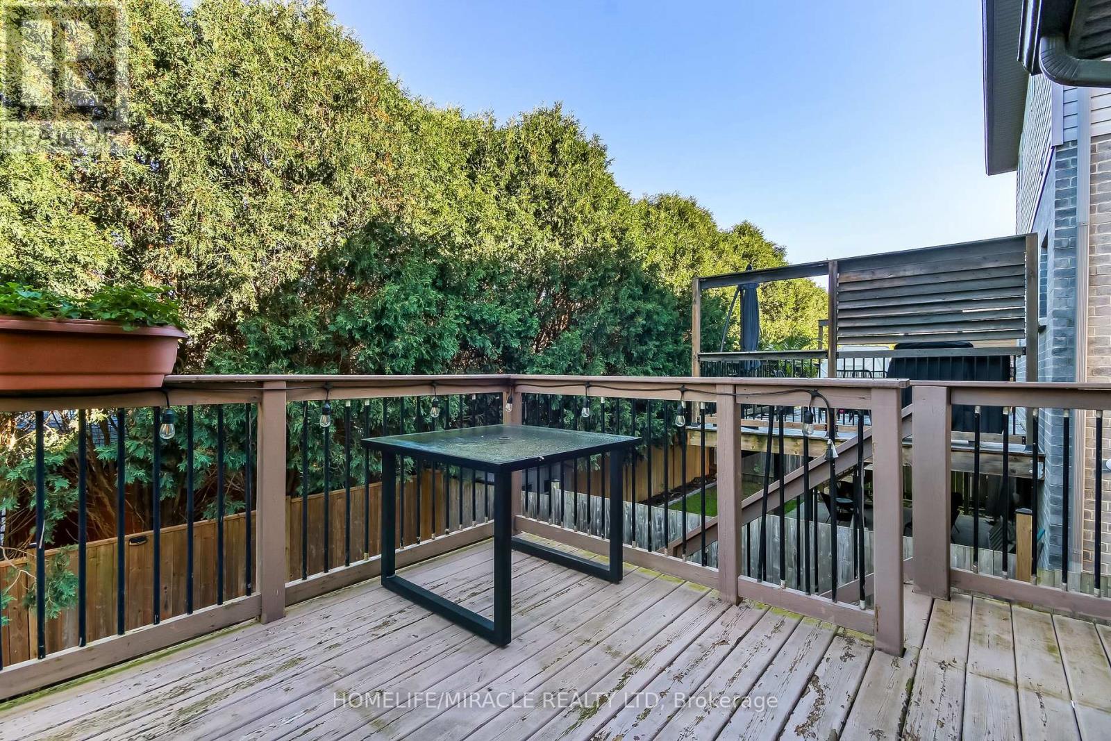 23 Willis Avenue Property Photo 21
