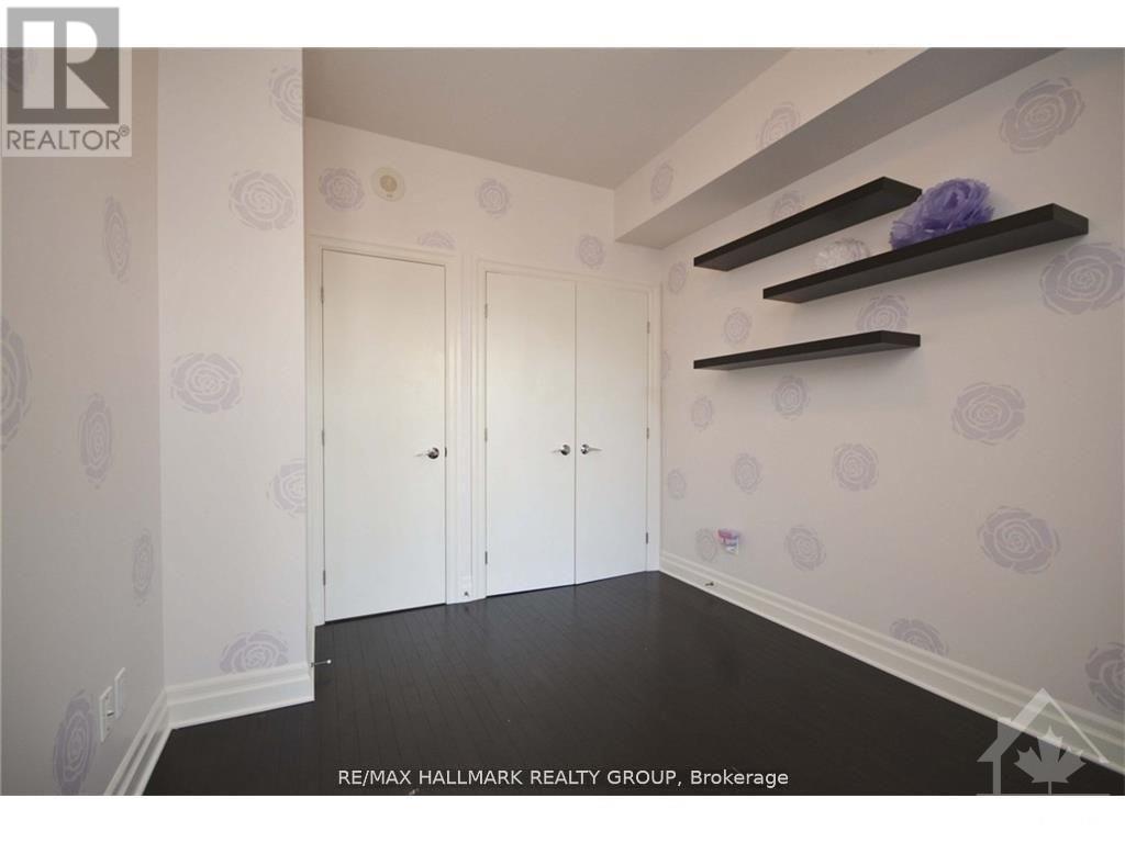 302 - 245 Kent Street Property Photo 16