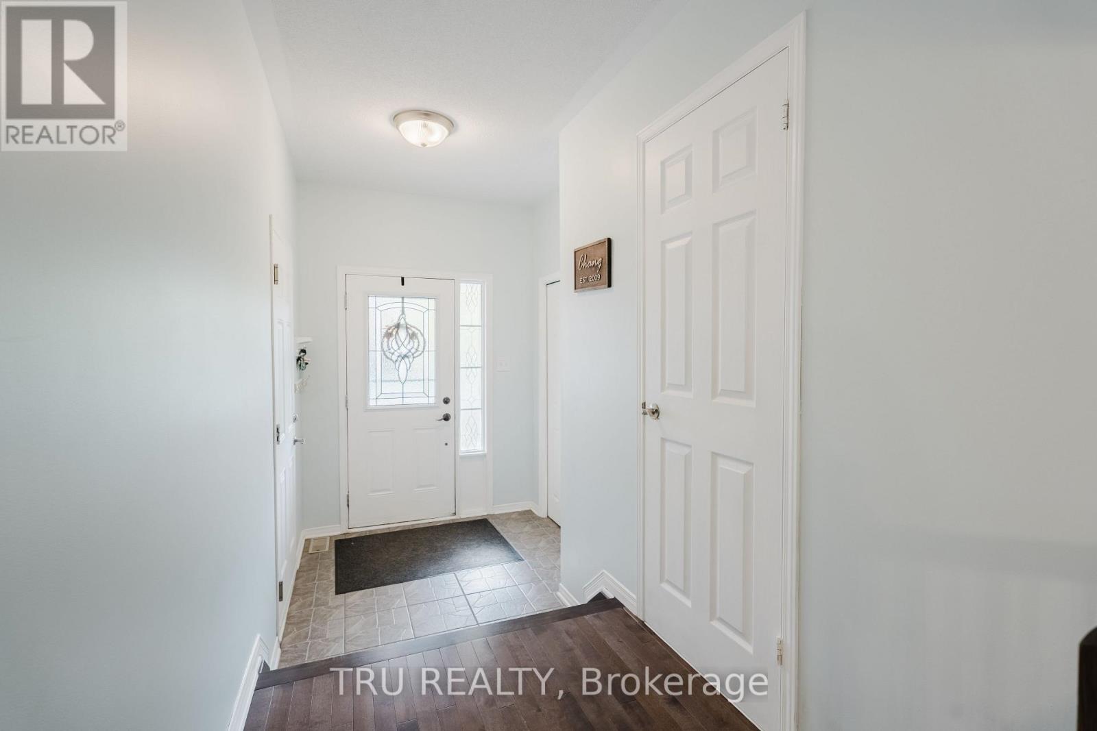 200 Trail Side Circle Property Photo 4