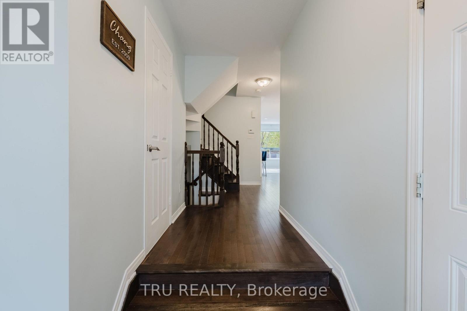 200 Trail Side Circle Property Photo 5