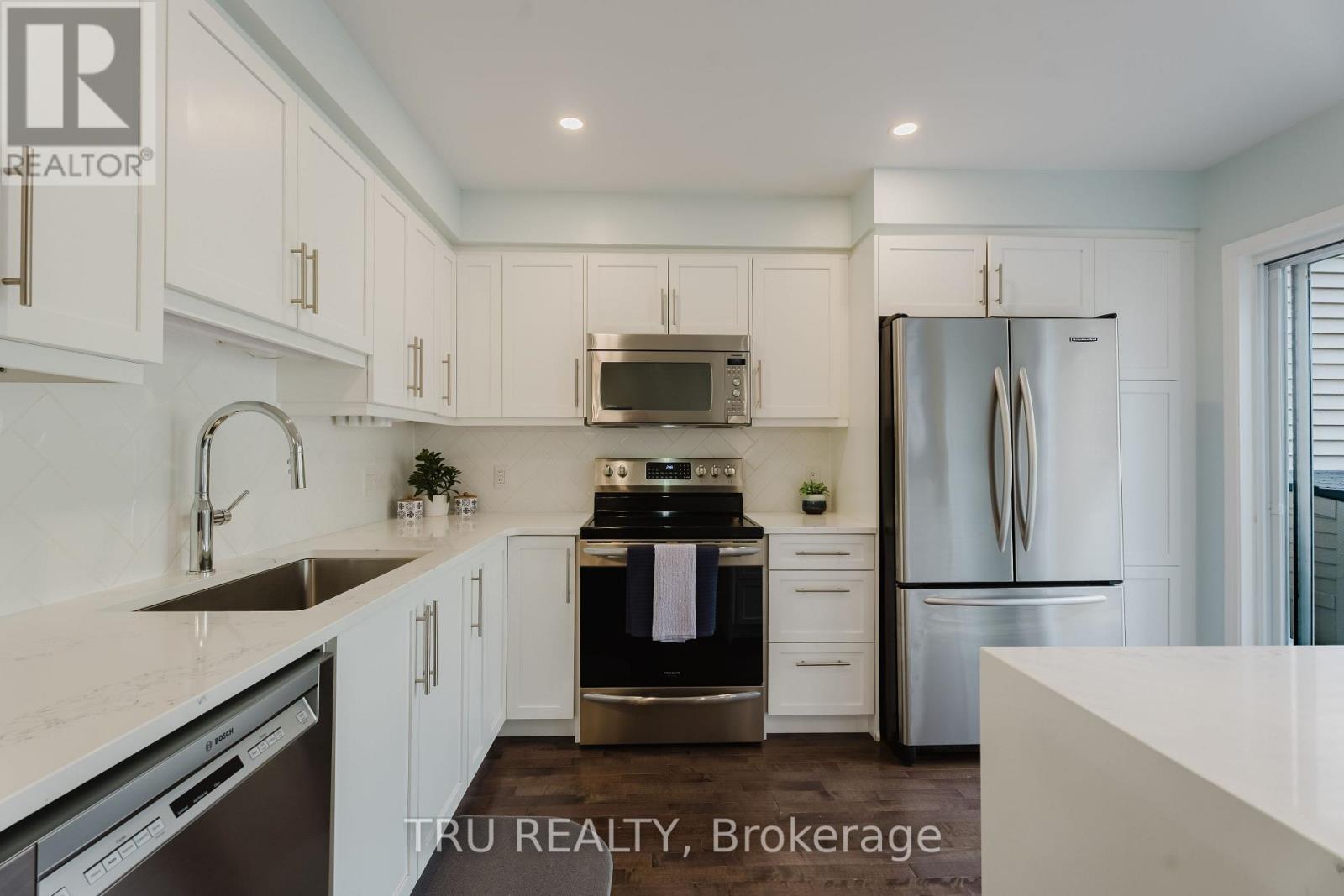 200 Trail Side Circle Property Photo 7
