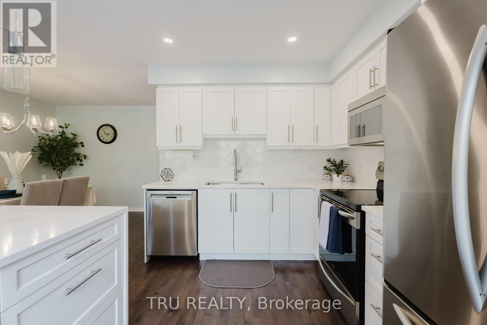 200 Trail Side Circle Property Photo 8