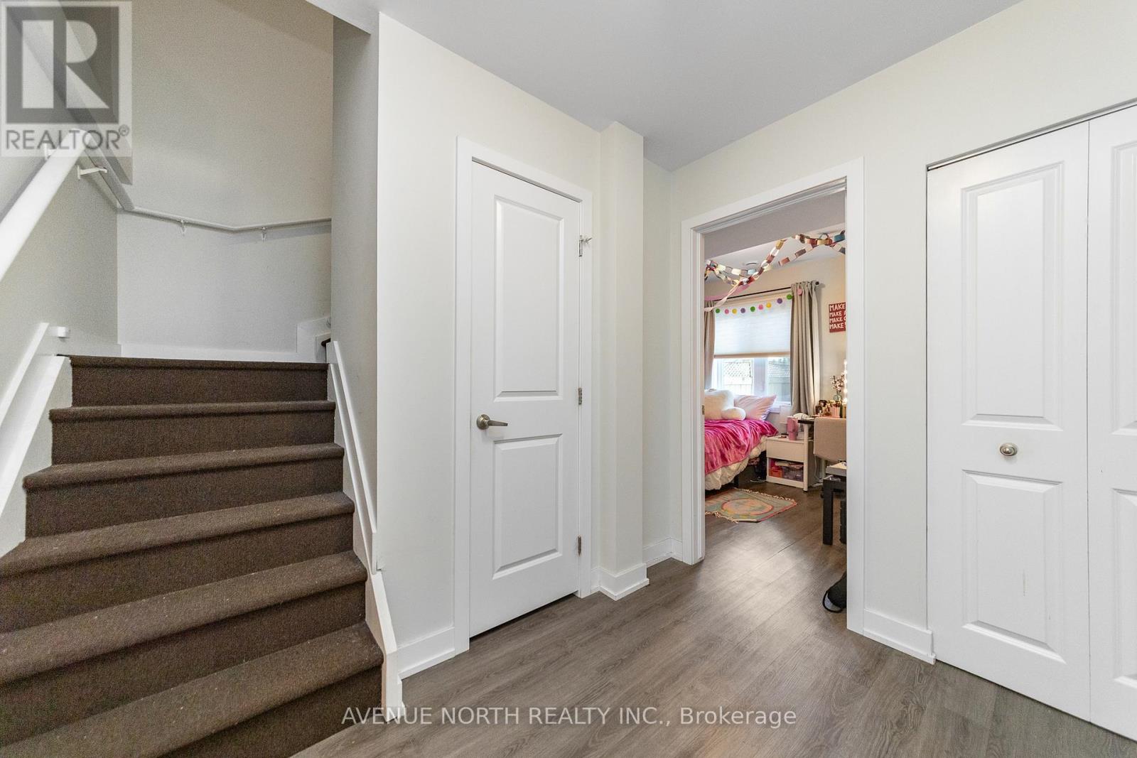 206 Blackburn Avenue Property Photo 17