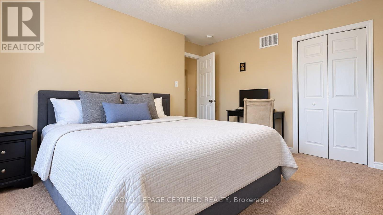 115 Davinci Boulevard Property Photo 23