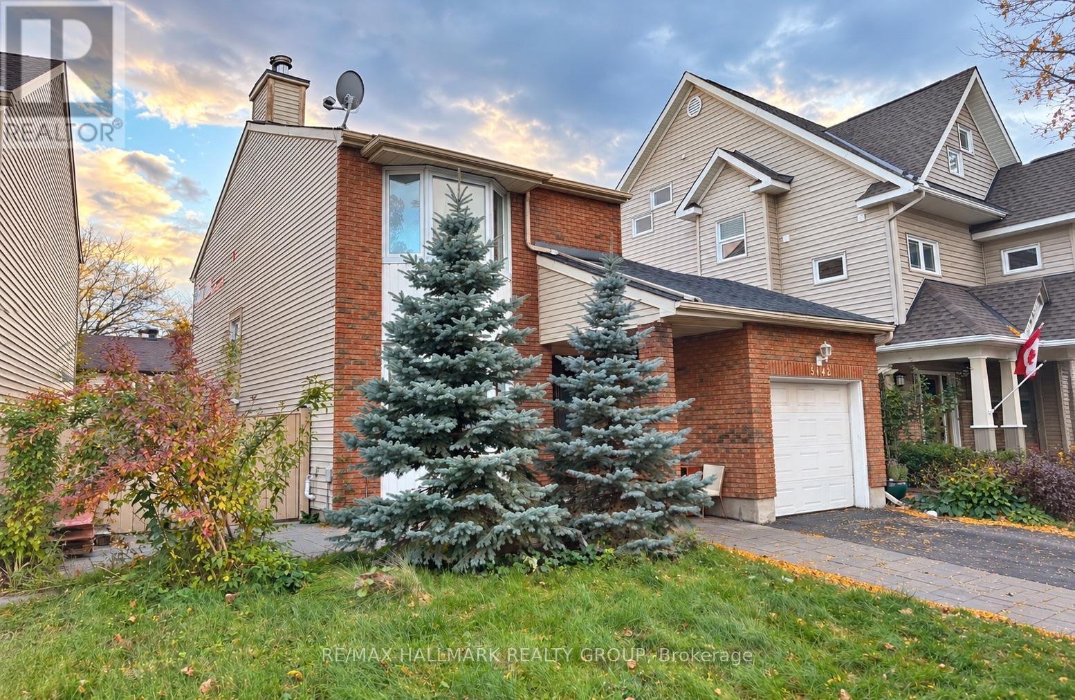 3142 Dumaurier Avenue E Property Photo 4