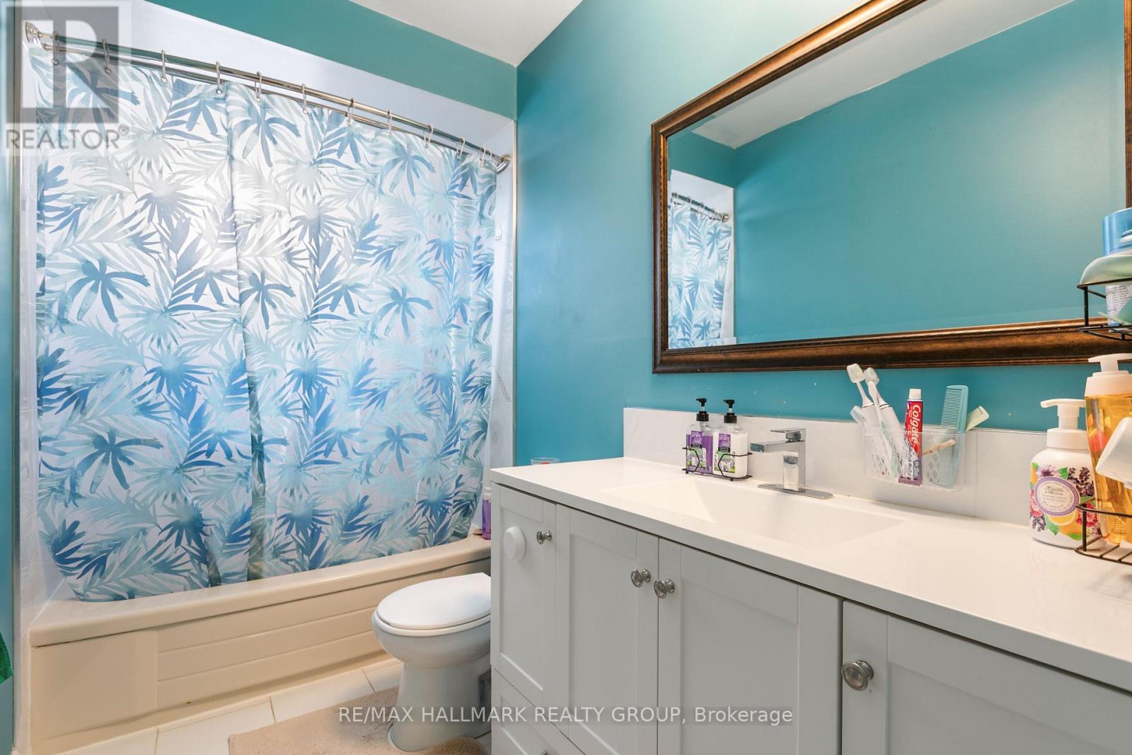 3142 Dumaurier Avenue E Property Photo 20