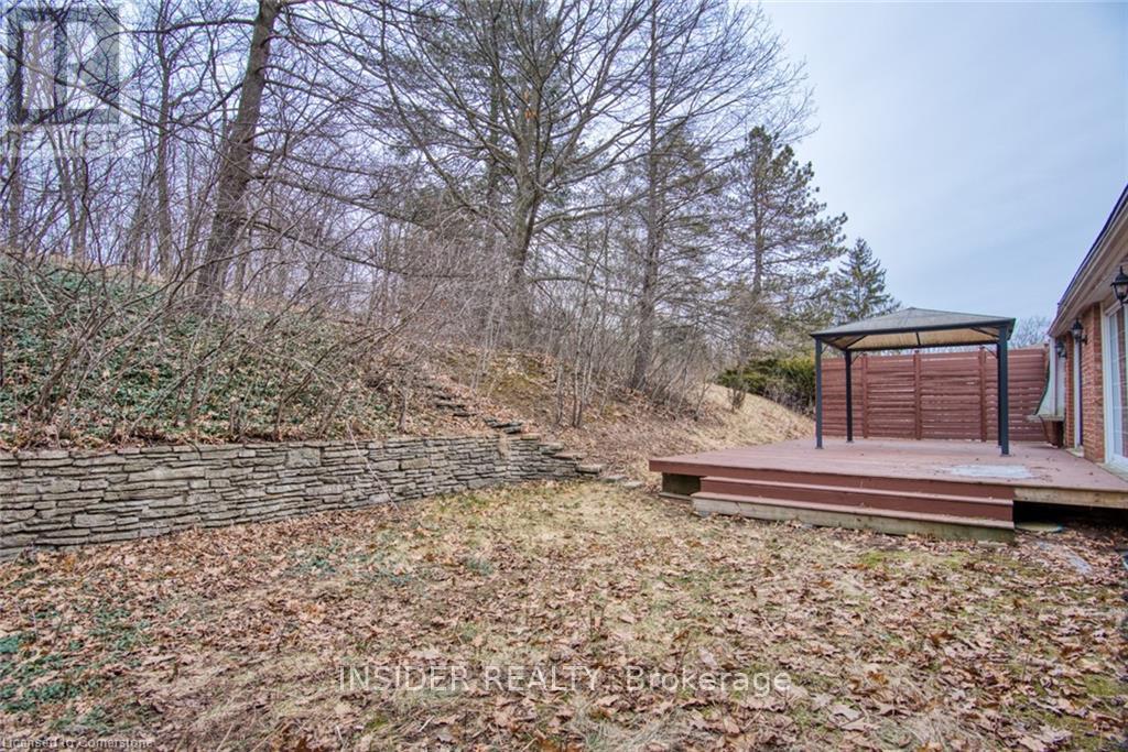 234 Shakespeare Drive Property Photo 5