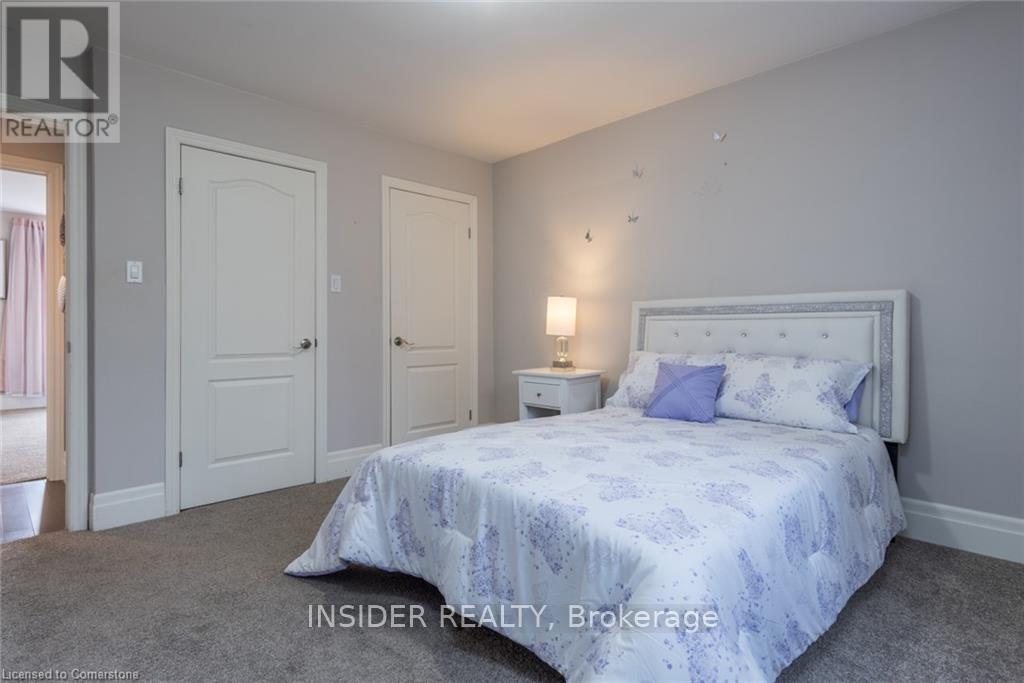 234 Shakespeare Drive Property Photo 28