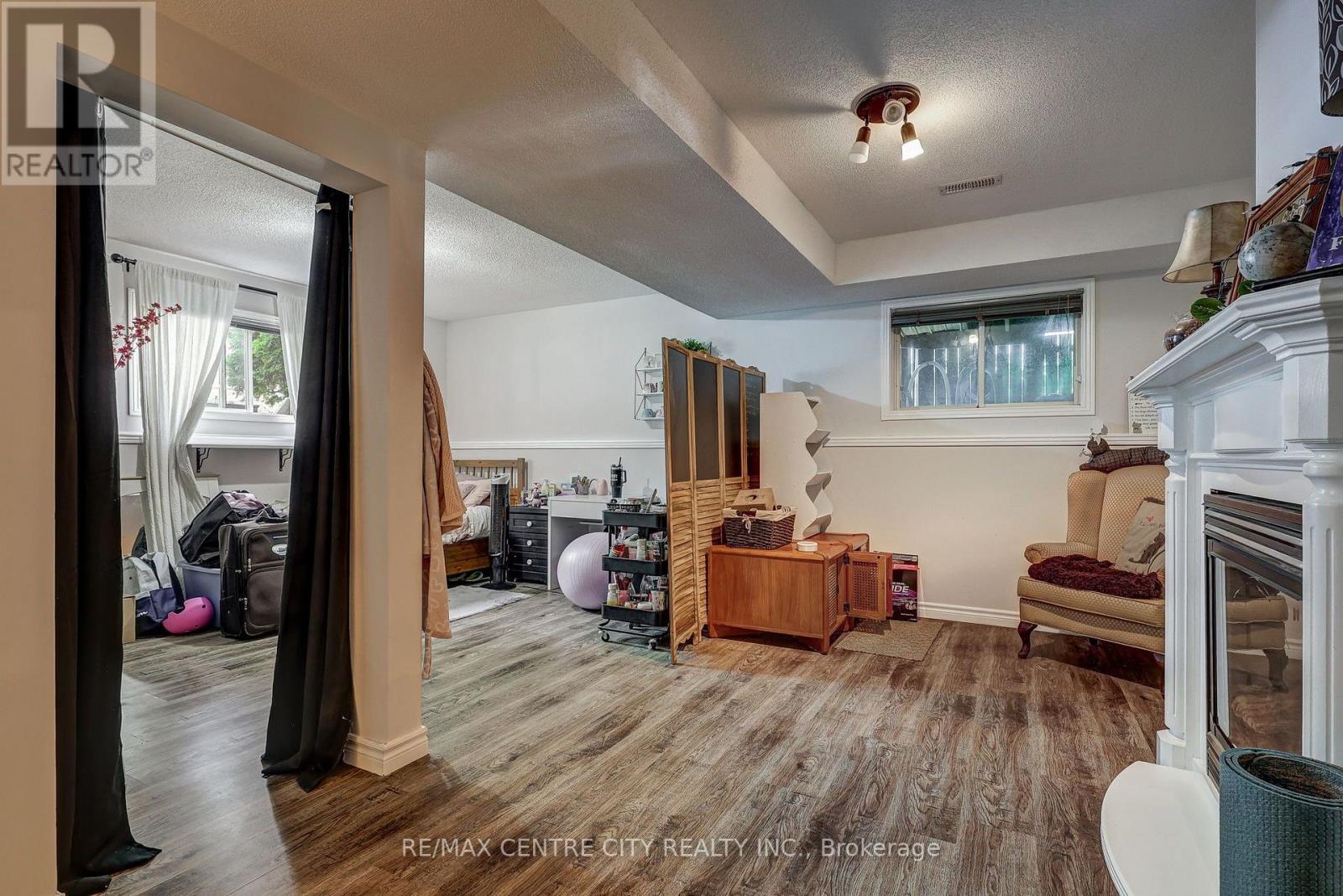 37 Fifth Avenue Property Photo 42