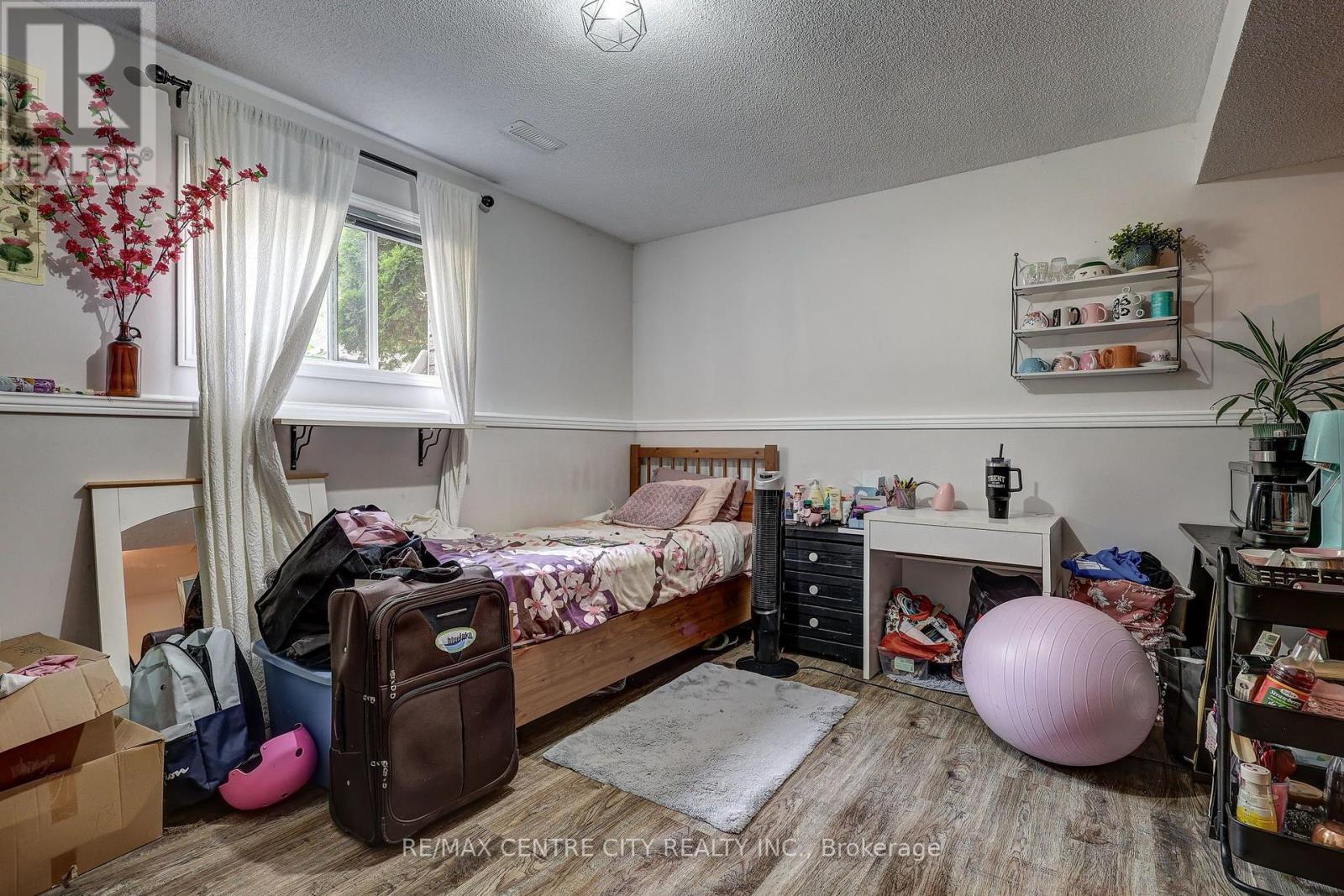 37 Fifth Avenue Property Photo 44