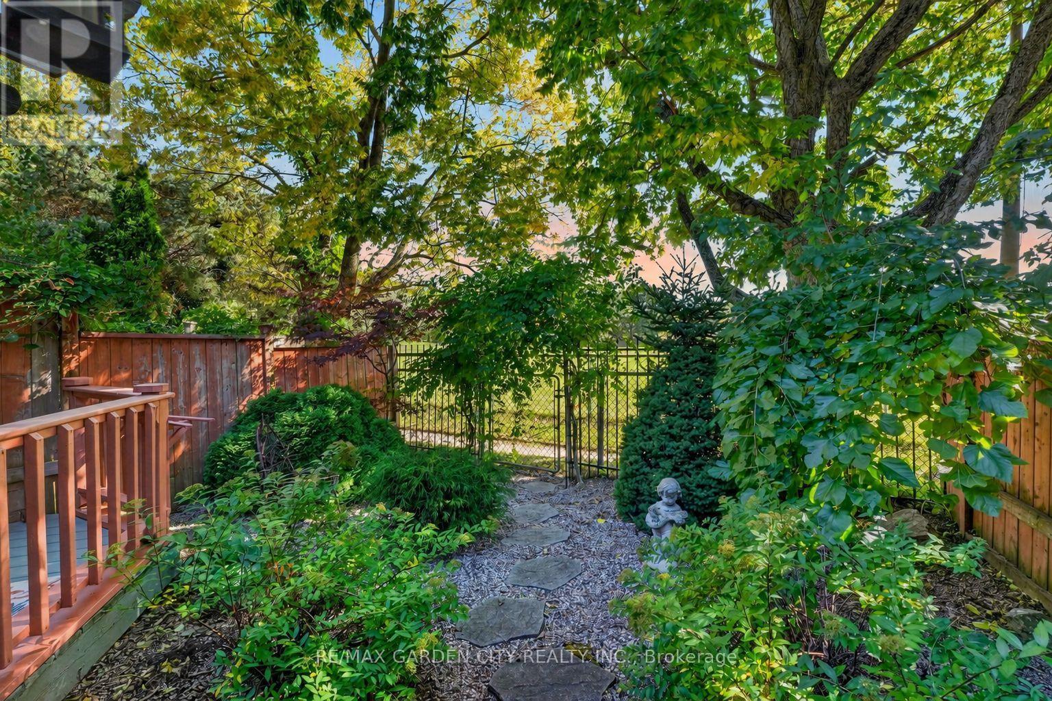 25 Walker Court Property Photo 25