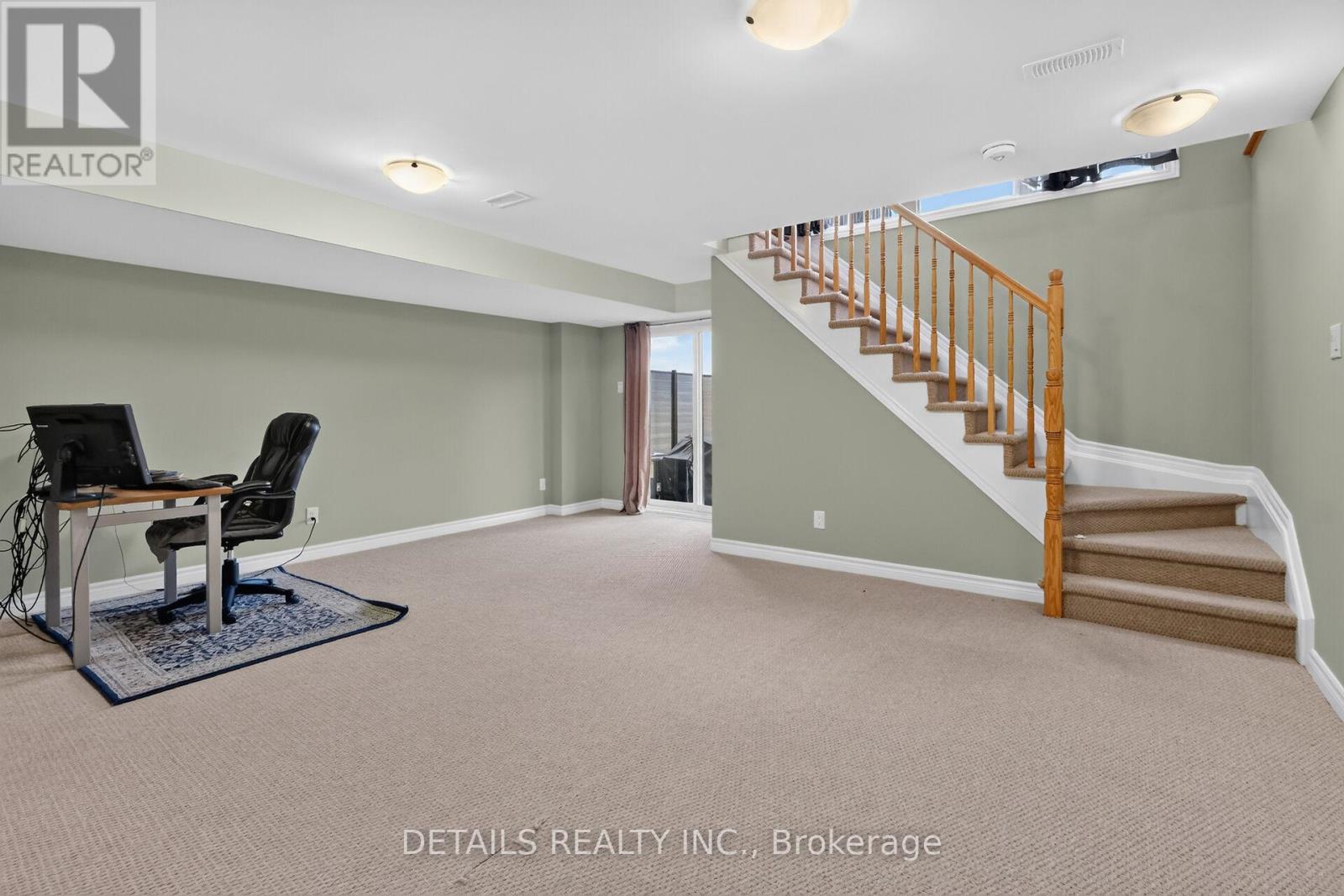 744 Dearborn Private Property Photo 32