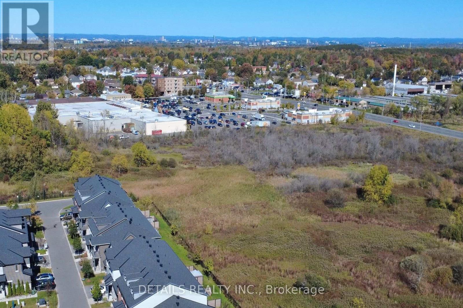 744 Dearborn Private Property Photo 43
