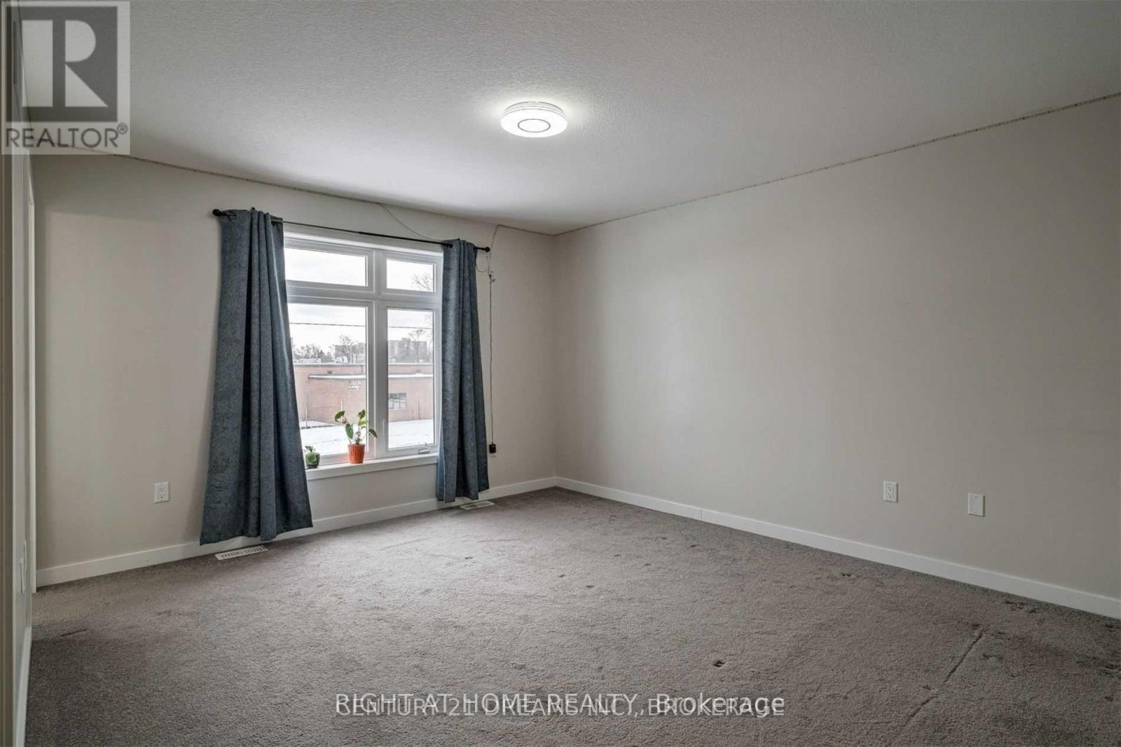 44 Franklin Street S Property Photo 19