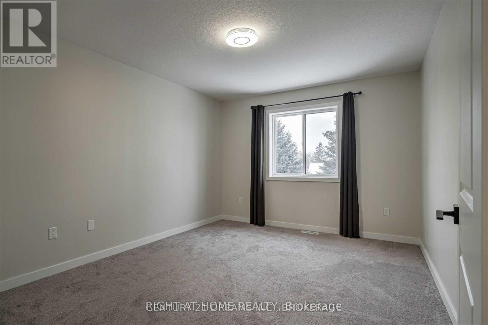 44 Franklin Street S Property Photo 23
