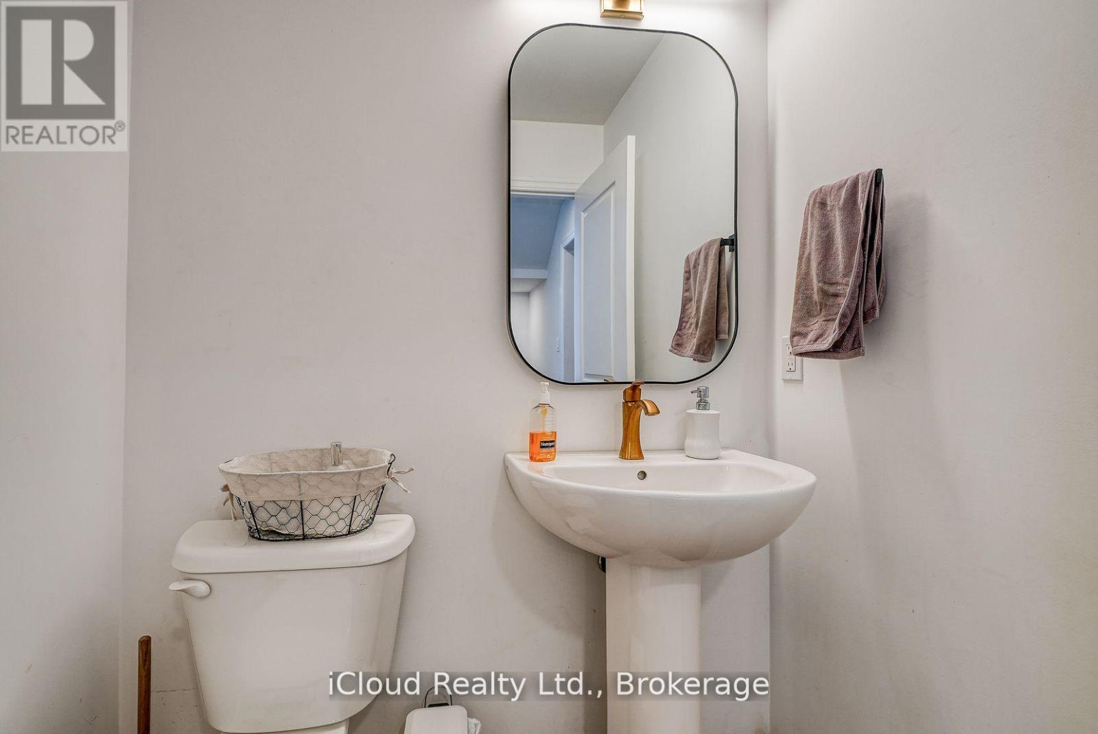 15 Curren Crescent Property Photo 10