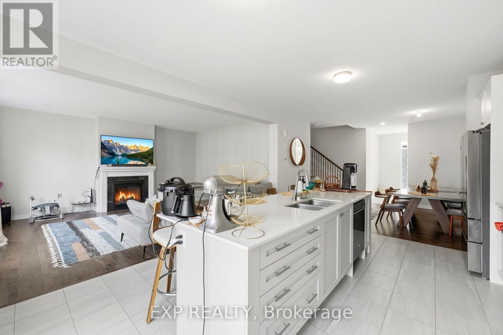 104 Hackamore Crescent Property Photo 8