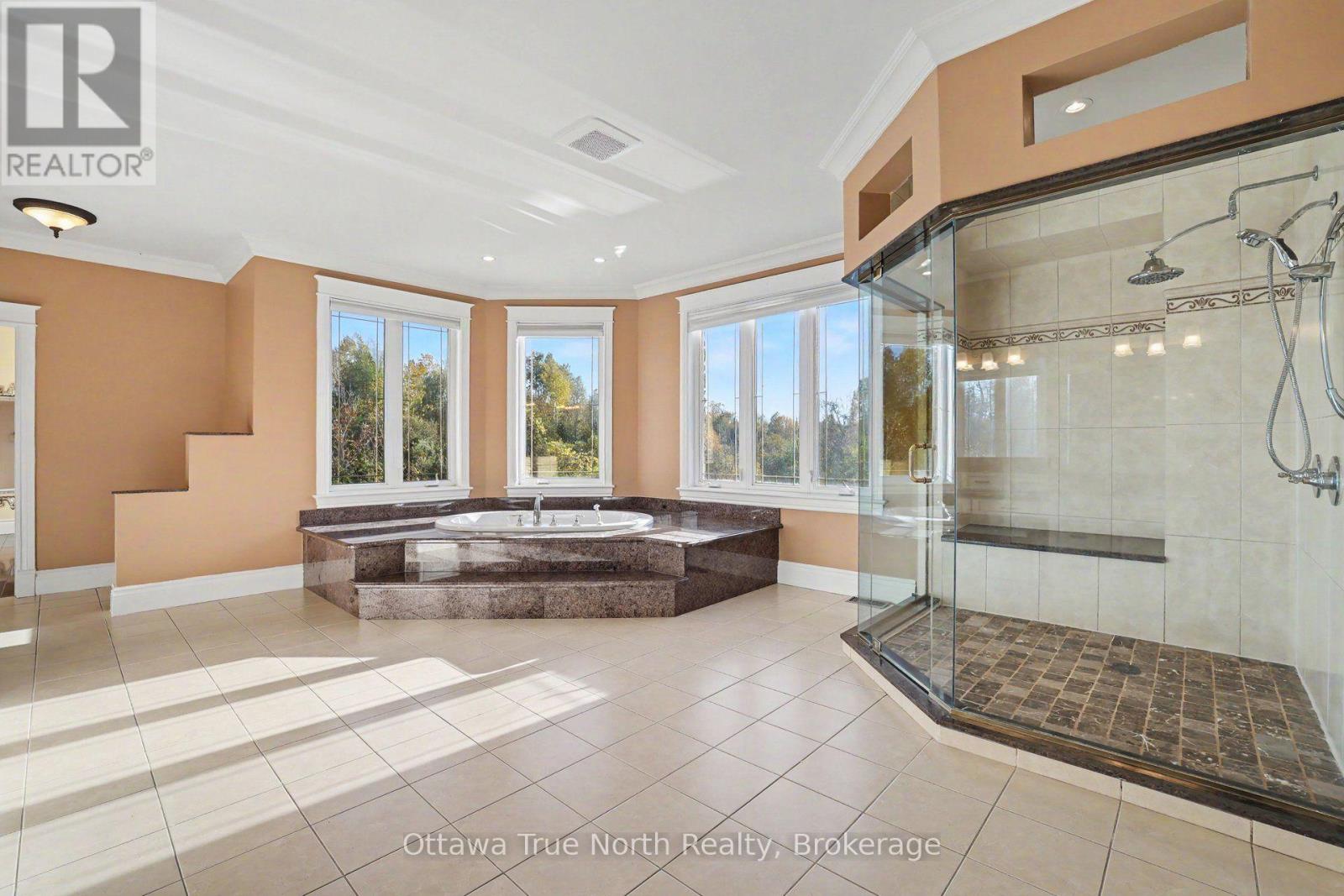 5884 Earlscourt Crescent Property Photo 28
