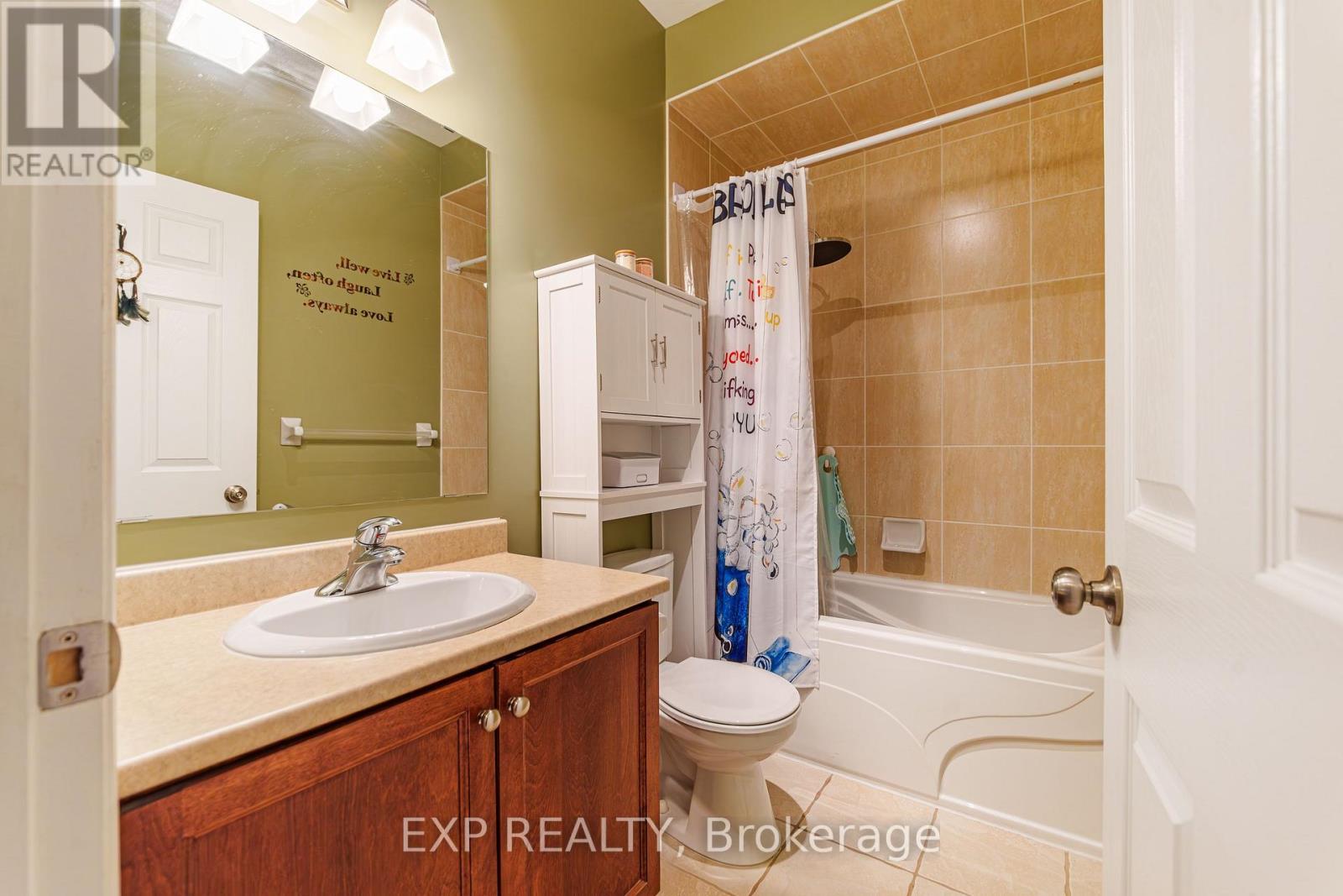 1496 Queensdale Avenue Property Photo 15