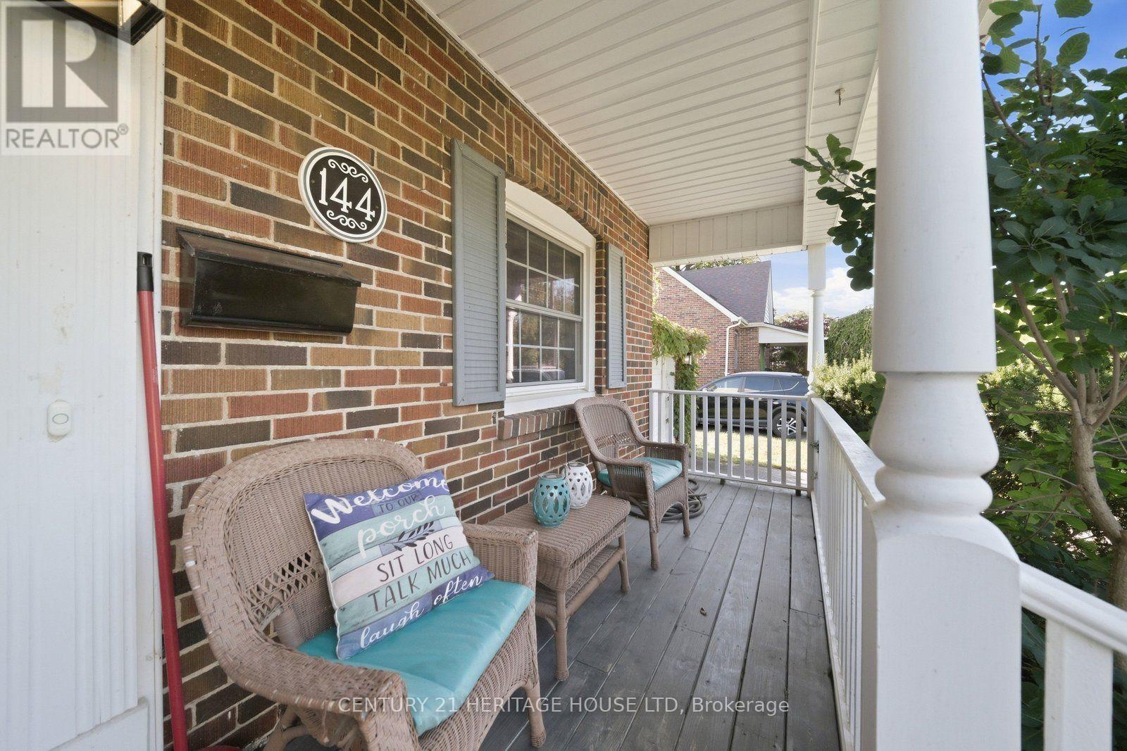 144 St George Street Property Photo 6