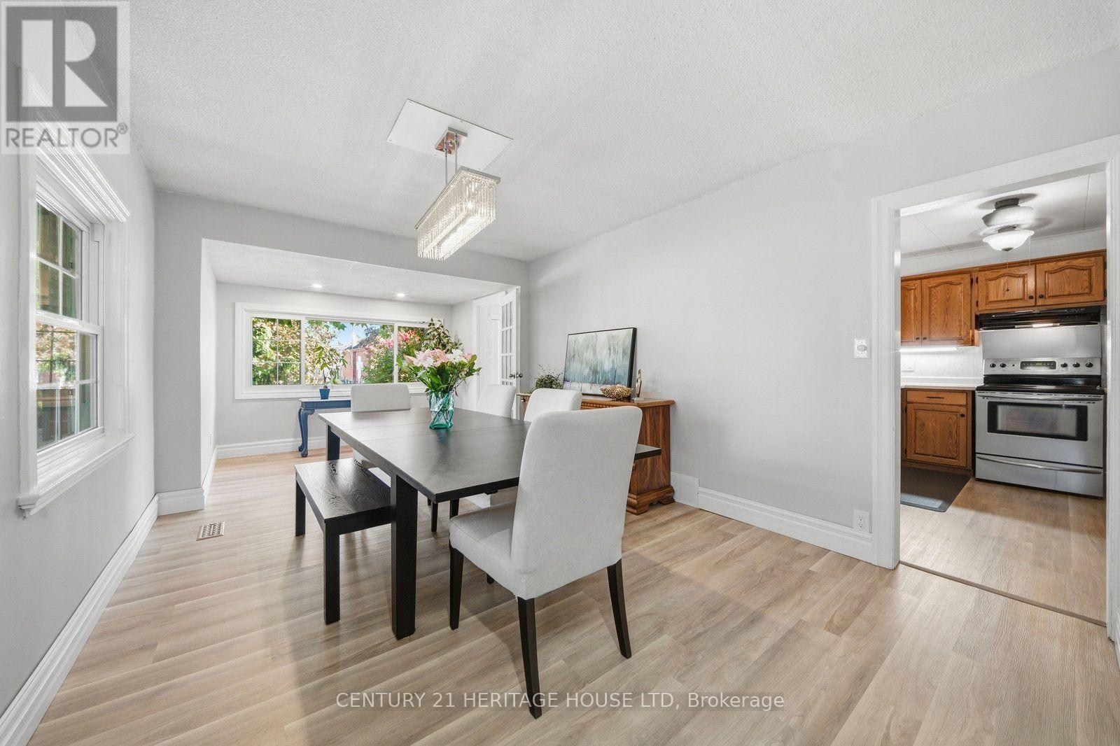 144 St George Street Property Photo 8