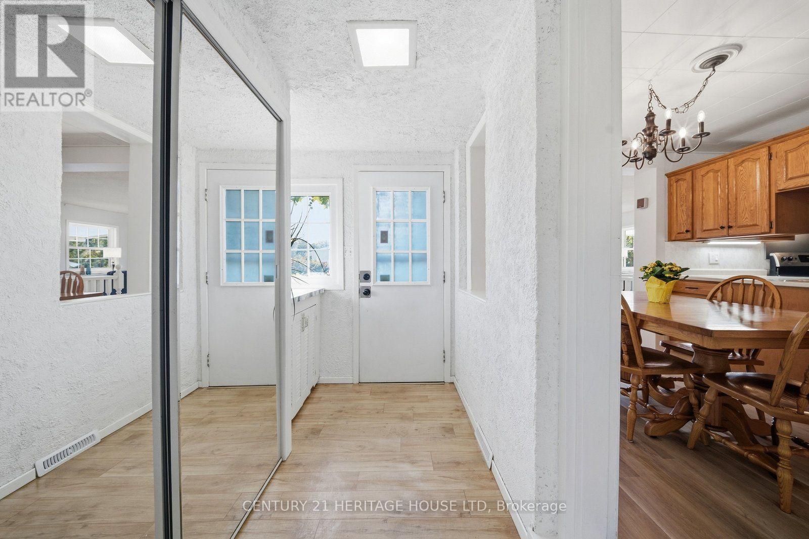 144 St George Street Property Photo 10