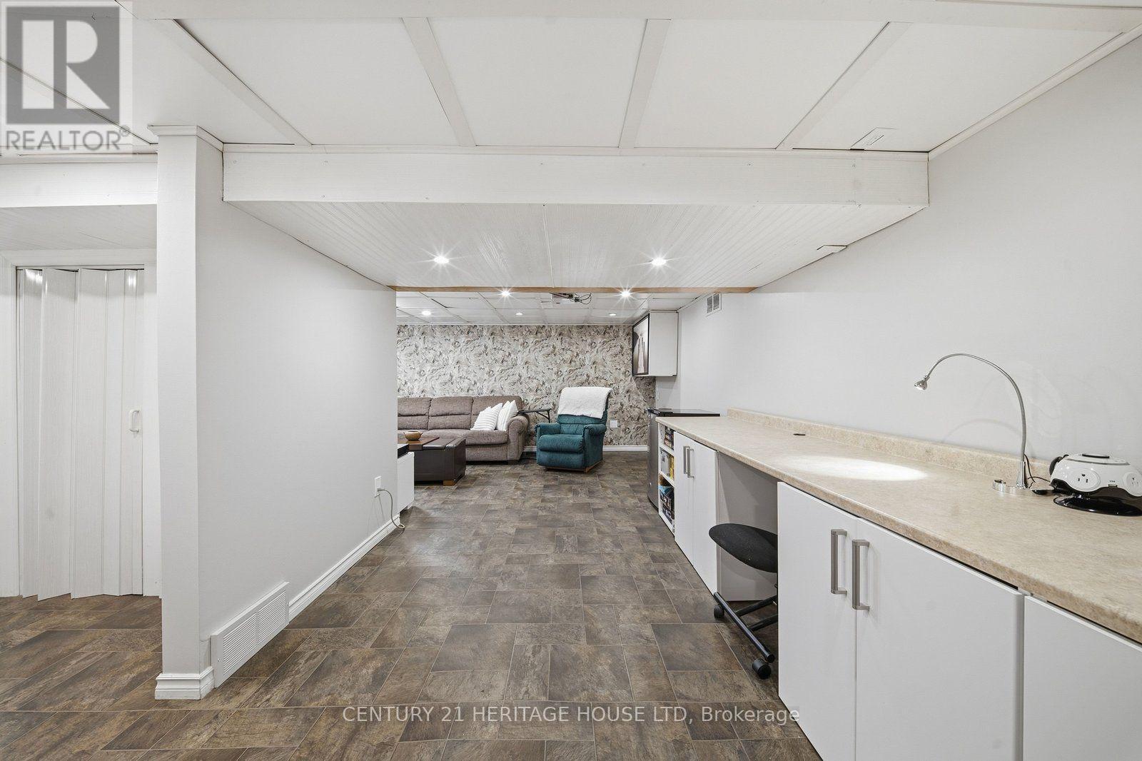 144 St George Street Property Photo 29
