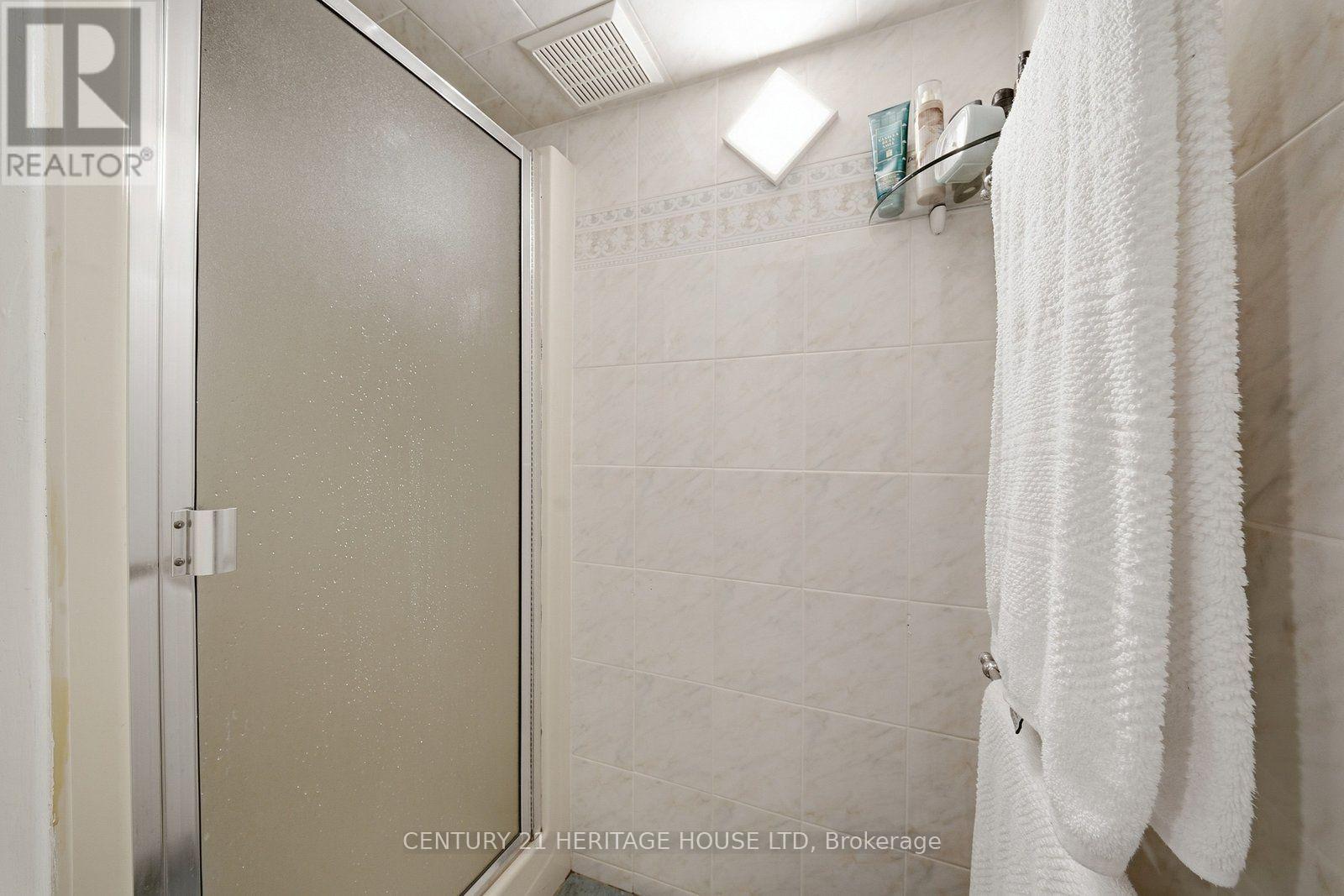 144 St George Street Property Photo 34