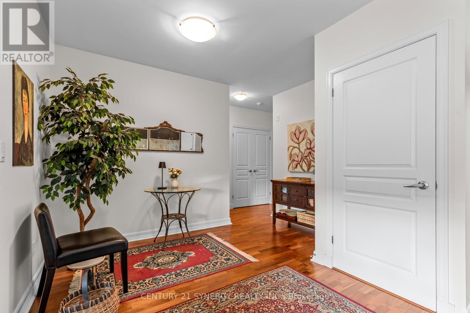 501 - 200 Besserer Street Property Photo 4