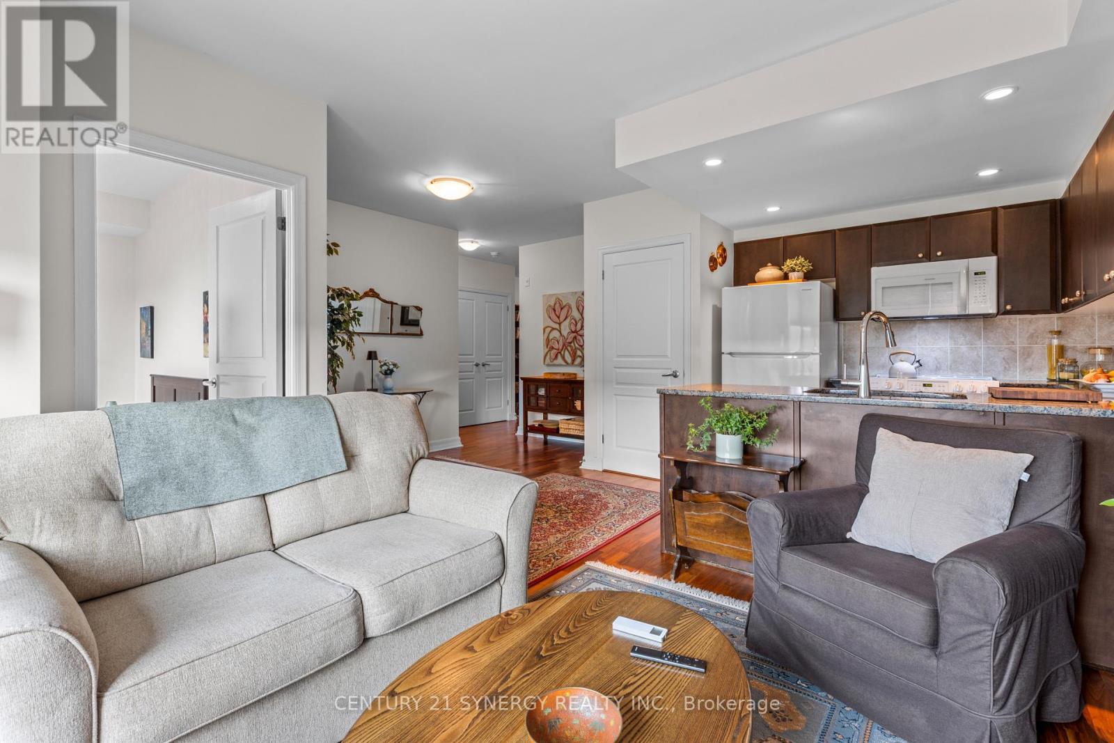 501 - 200 Besserer Street Property Photo 7