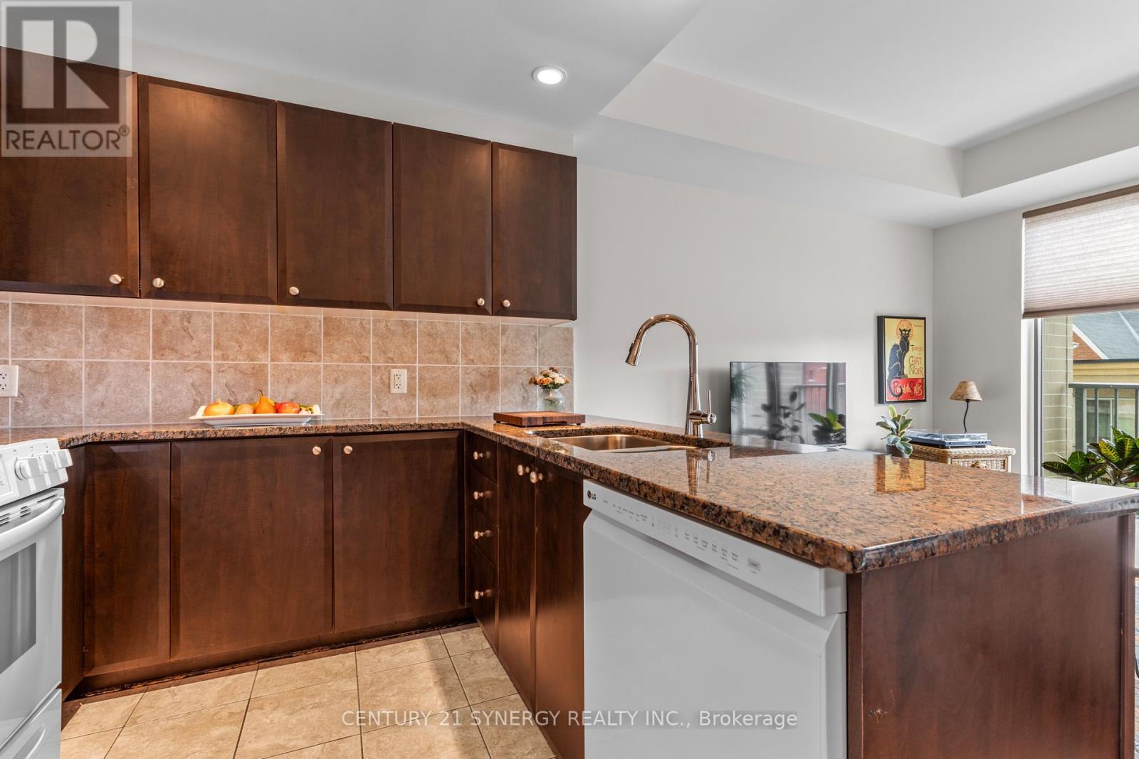 501 - 200 Besserer Street Property Photo 12