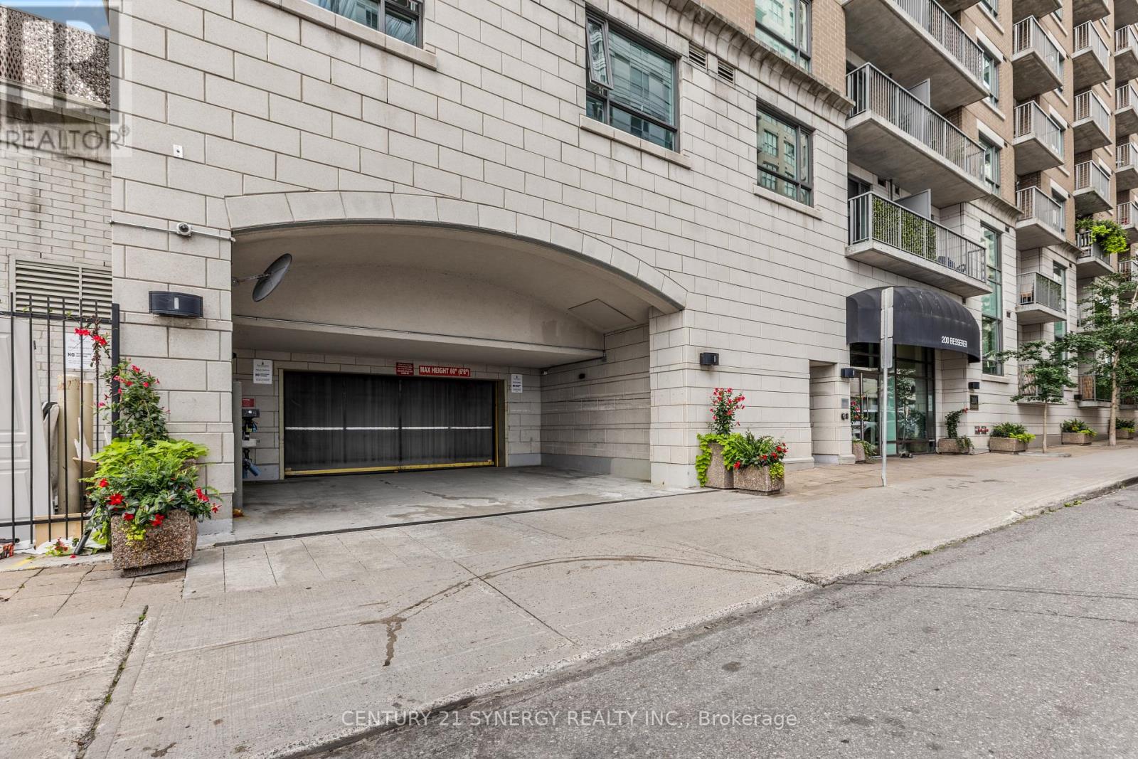 501 - 200 Besserer Street Property Photo 24