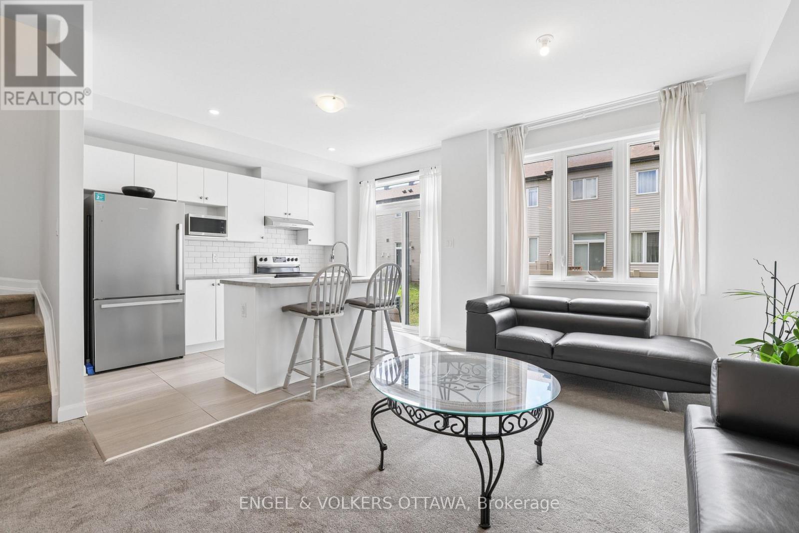 185 Chakra Street Property Photo 7