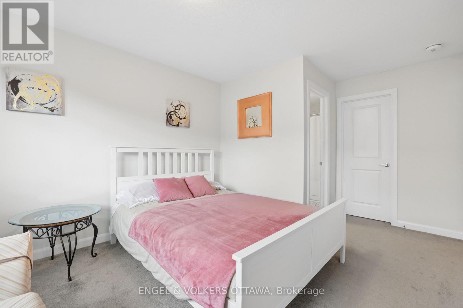185 Chakra Street Property Photo 13