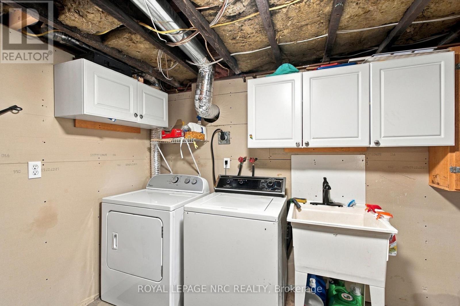 4455 Park Street E Property Photo 17