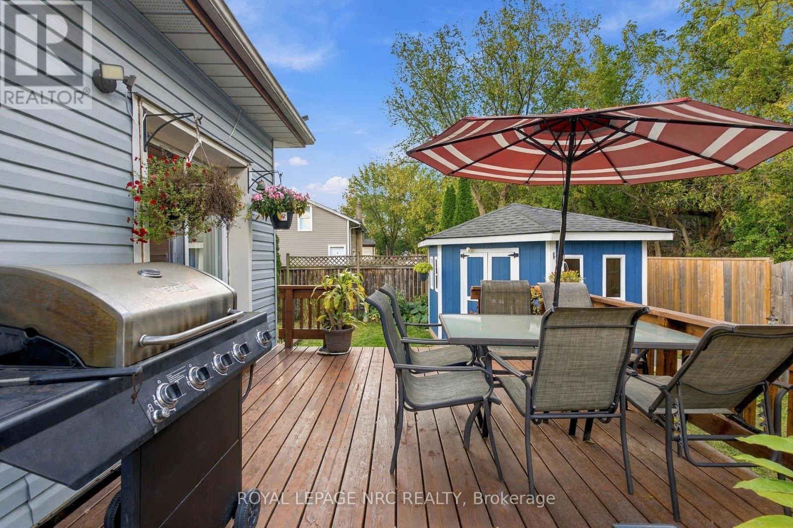 4455 Park Street E Property Photo 29