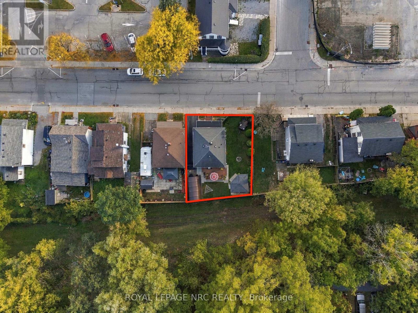 4455 Park Street E Property Photo 33