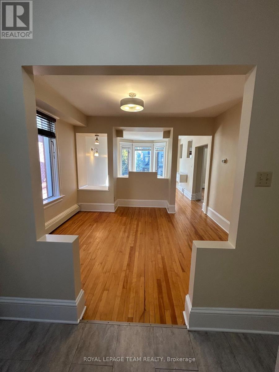 B - 427 Sunnyside Avenue Property Photo 4