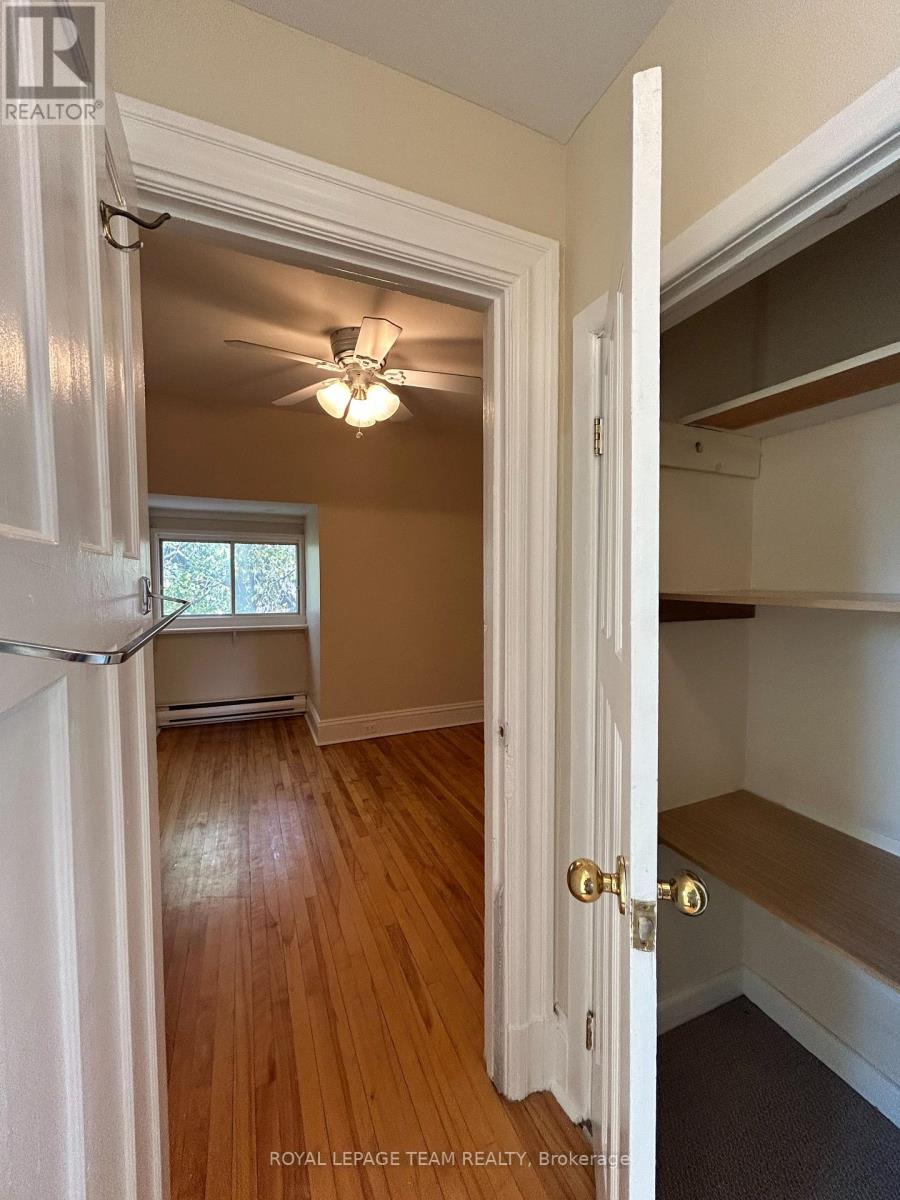 B - 427 Sunnyside Avenue Property Photo 16
