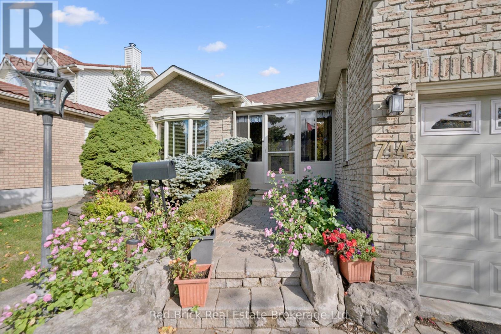 744 Woodhill Drive Property Photo 3