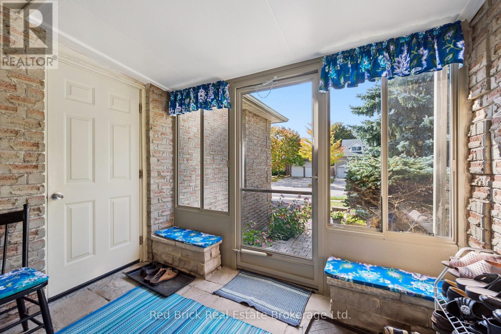 744 Woodhill Drive Property Photo 4