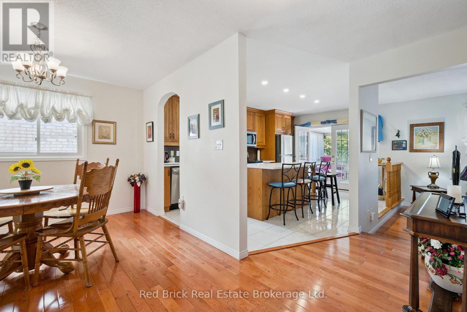744 Woodhill Drive Property Photo 12