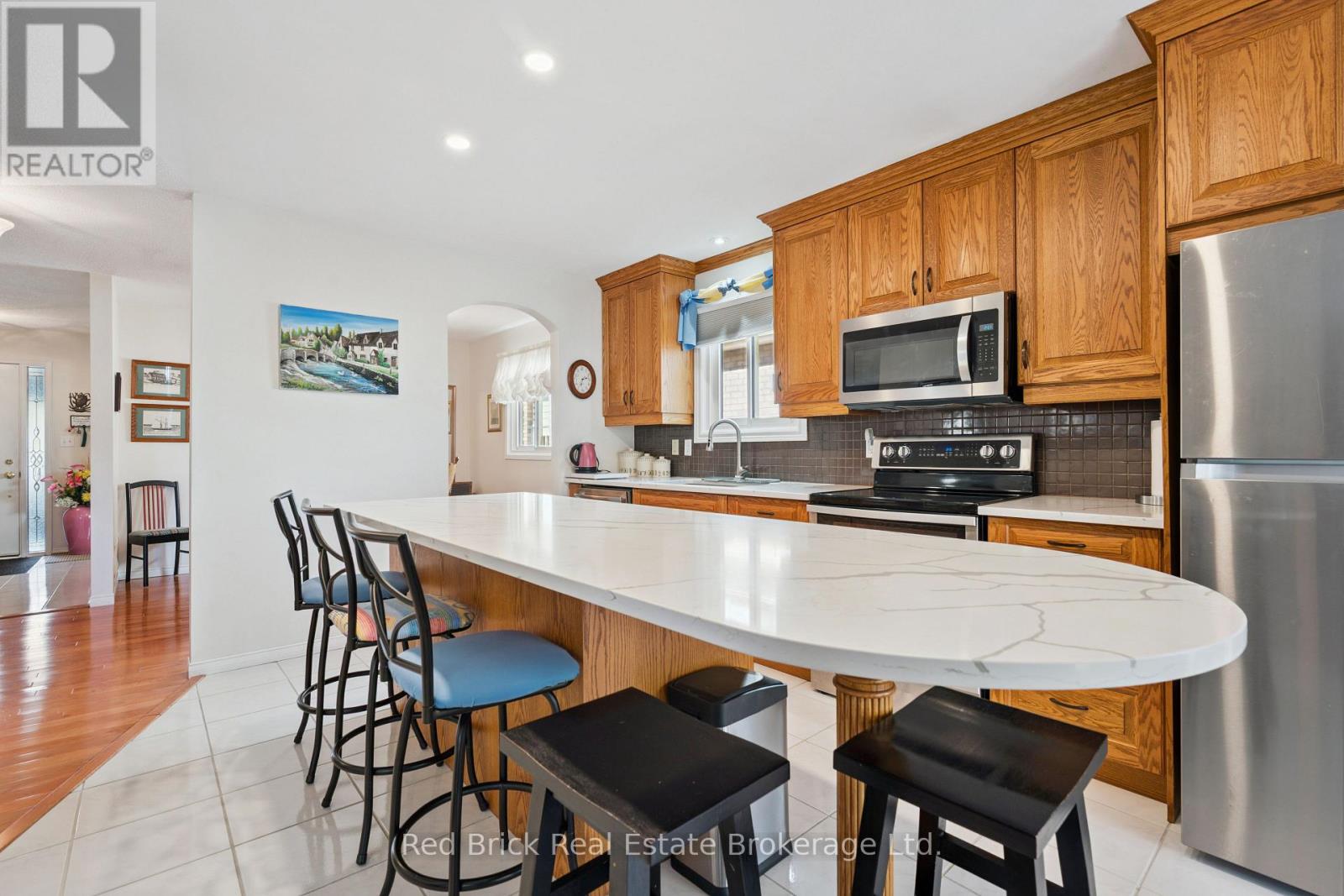 744 Woodhill Drive Property Photo 14