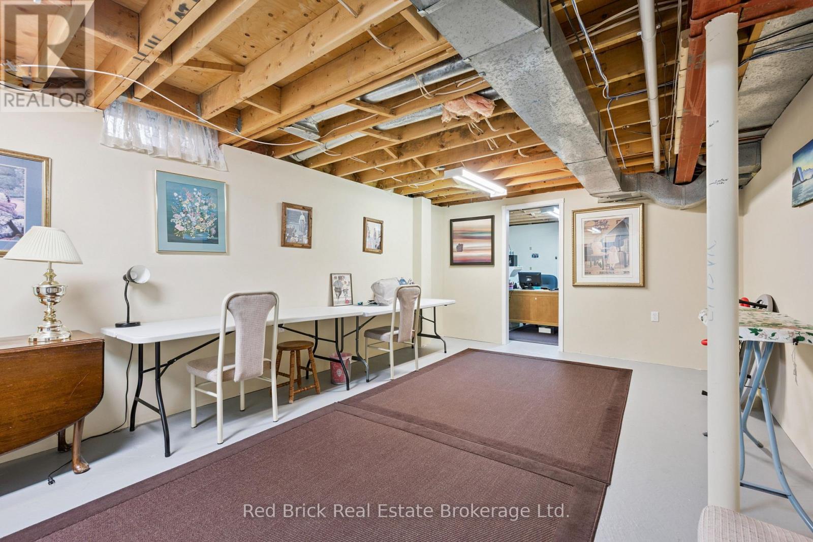 744 Woodhill Drive Property Photo 33