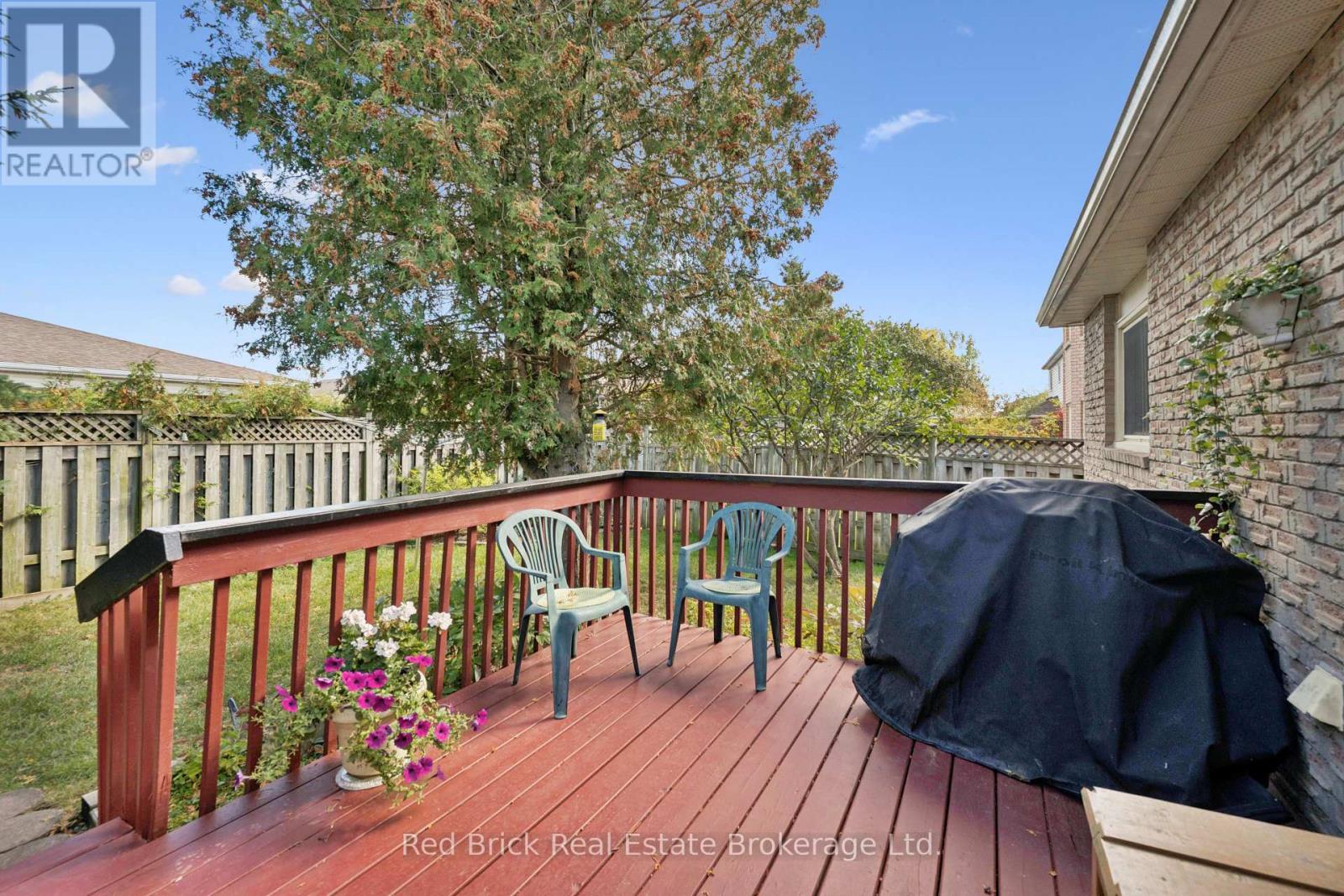 744 Woodhill Drive Property Photo 36