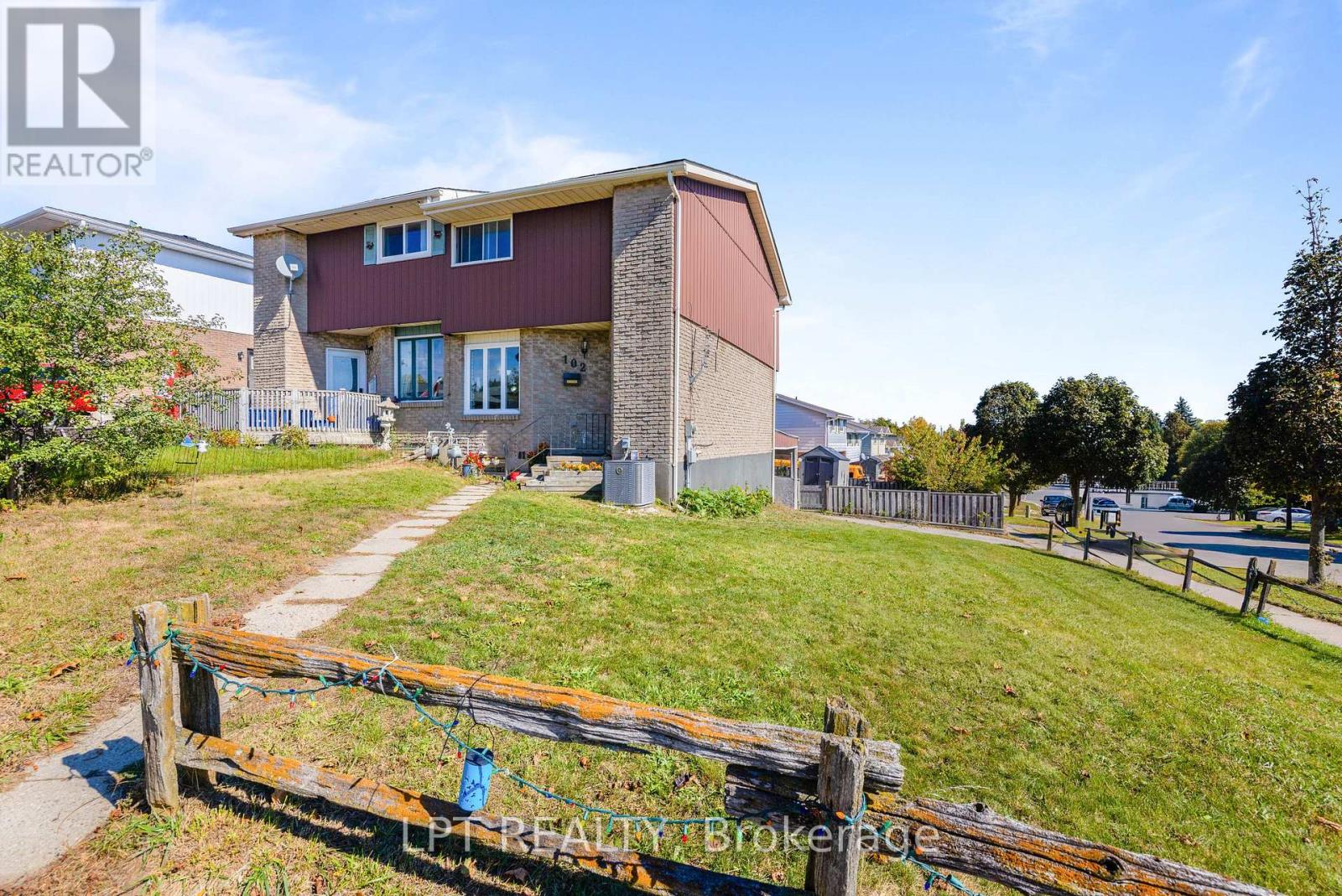 102 The Country Way Property Photo 2