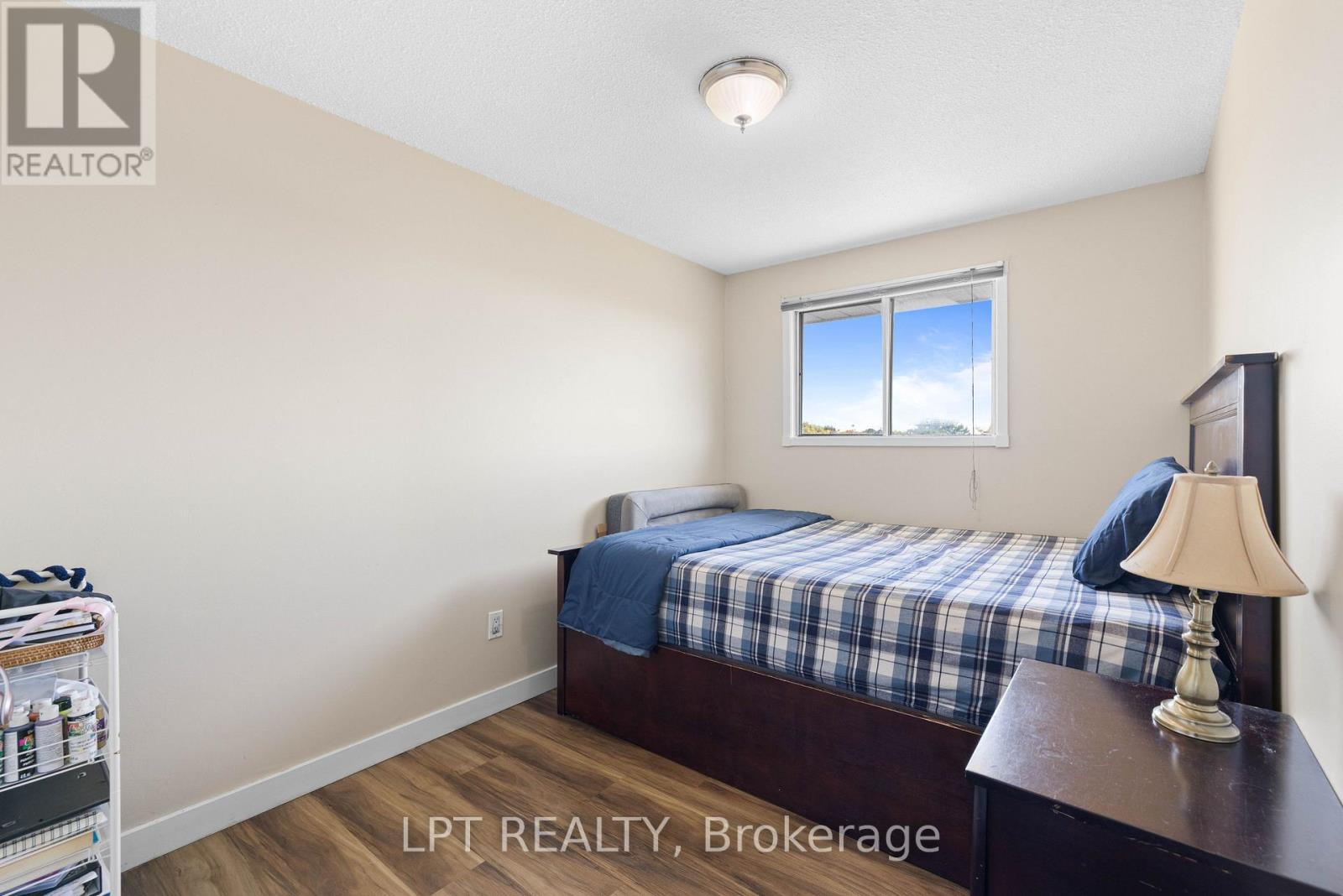 102 The Country Way Property Photo 18