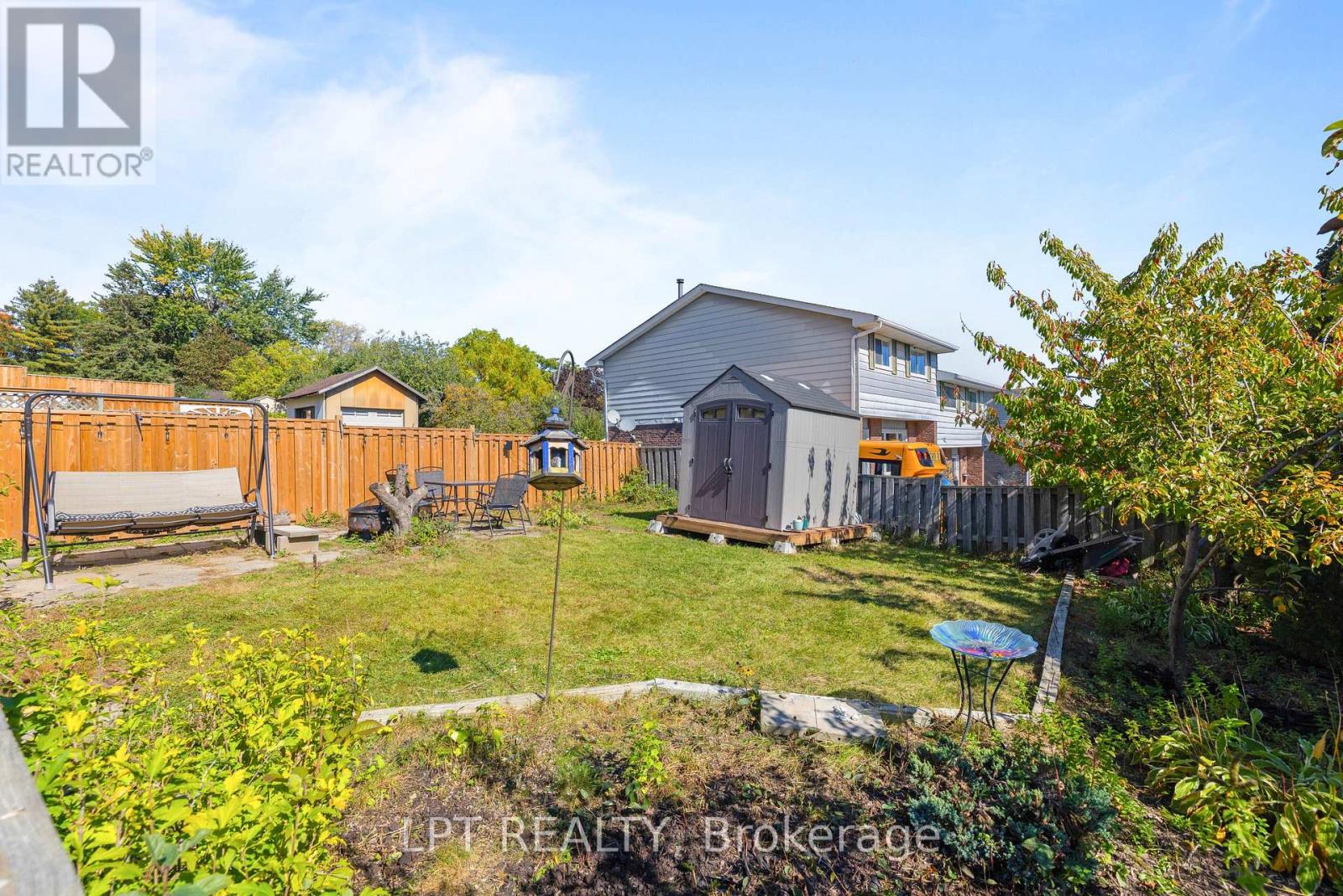 102 The Country Way Property Photo 29