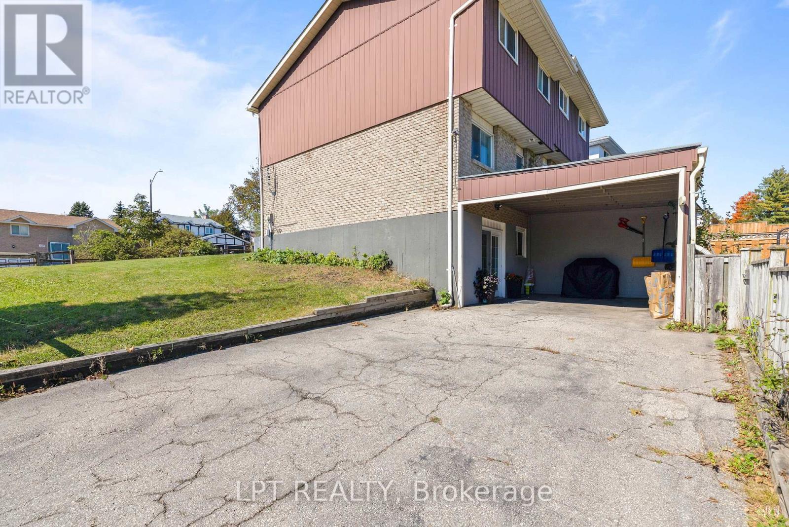 102 The Country Way Property Photo 30