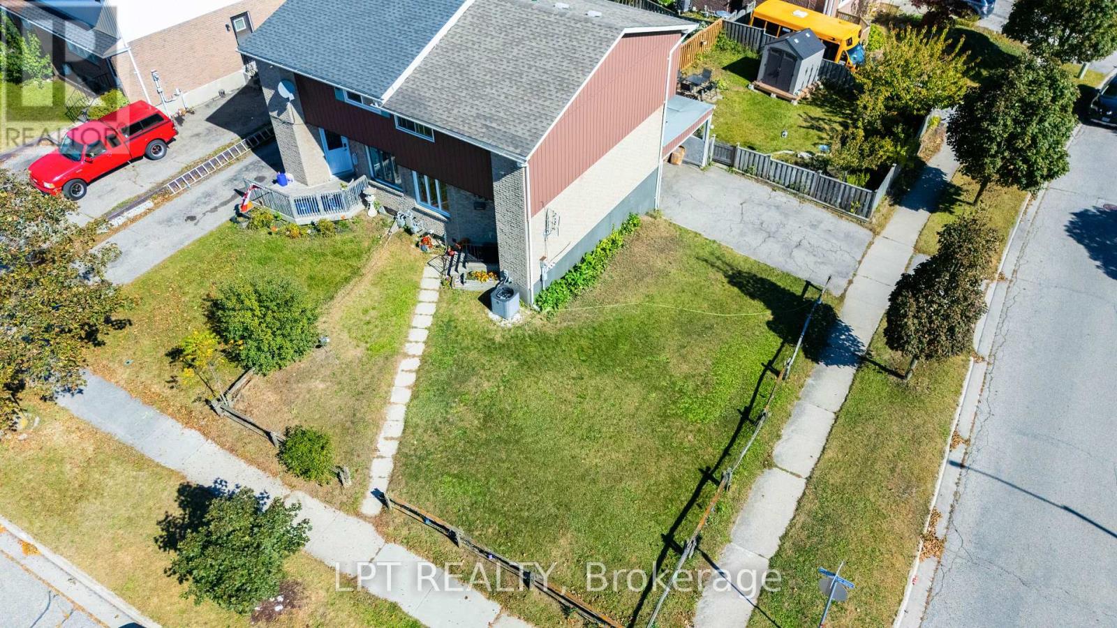 102 The Country Way Property Photo 31